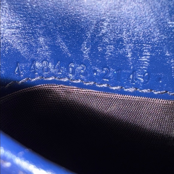 GUCCI Ghost LE Bi-Fold Leather Wallet - Picture 11 of 11